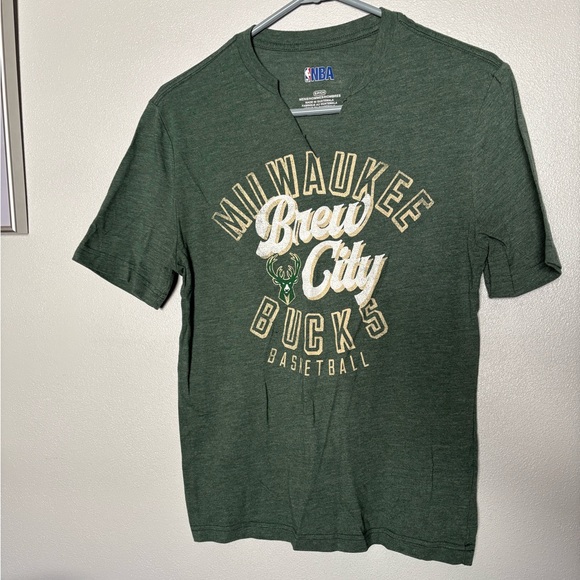 NBA Milwaukee Bucks Brew City Green Tee - Picture 1 of 4